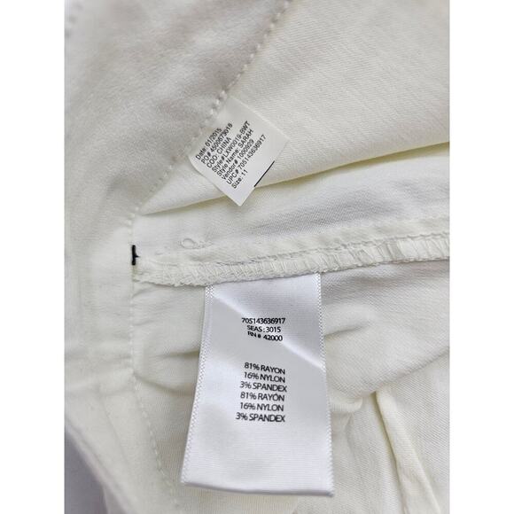 Bongo 2015s Junior's Size 11 Ivory Shorts NWT KMart - Picture 3 of 7